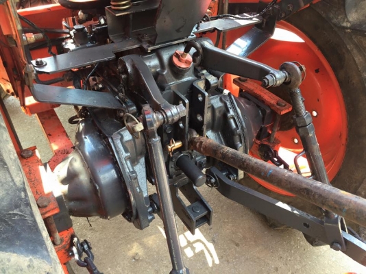 ขายรถไถ Kubota L2605 (4WD) 2เพลา พร้อมใบมีดและผานพรวน รถพร้อมใช้งาน ขายรถไถ Kubota L2605 (4WD) 2เพลา พร้อมใบมีดและผานพรวน รถพร้อมใช้งาน