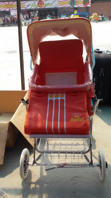 ขายรถเข็นเด็กของใหม่