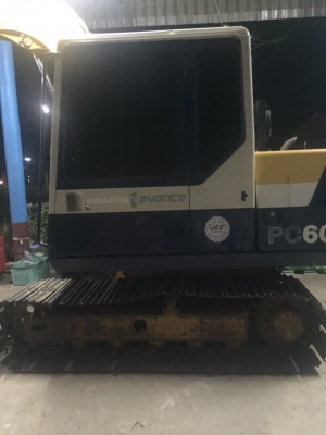 PC60-6 บูมพิเศษ เก่านอก พร้อมใช้งาน