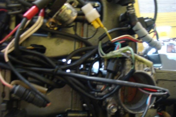 suzuki 140 efi ปี99 พร้อมคอลโทรลราคา 68000[บาท