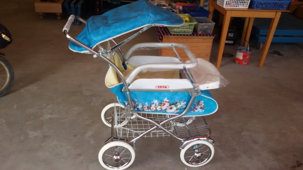 ขายรถเข็นเด็กของใหม่
