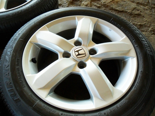 แม็กขอบ15แท้ - 4รู100สภาพสวย+ยางบริดสโตน175-65-R15(4ล้อ4,500) แม็กขอบ15แท้ - 4รู100สภาพสวย+ยางบริดสโตน175-65-R15(4ล้อ4,500)