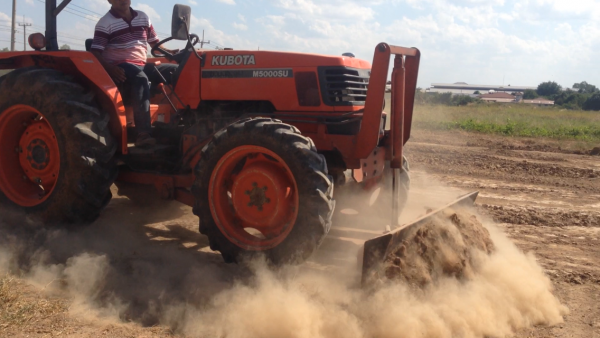 ขายรถไถ KUBOTA M5000 เครื่องดี สภาพสวยเดิมๆ ( ราคา 345,000 บาท ) (มีภาพวีดีโอ) พร้อมอุปกรณ์ 3 รายการ ขายรถไถ KUBOTA M5000 เครื่องดี สภาพสวยเดิมๆ ( ราคา 345,000 บาท ) (มีภาพวีดีโอ) พร้อมอุปกรณ์ 3 รายการ
