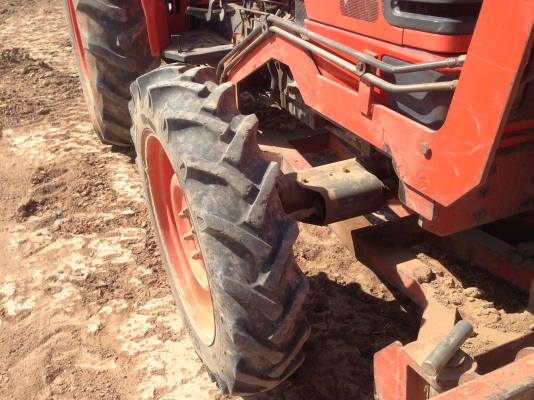 ขายรถไถ KUBOTA M5000 เครื่องดี สภาพสวยเดิมๆ ( ราคา 345,000 บาท ) (มีภาพวีดีโอ) พร้อมอุปกรณ์ 3 รายการ