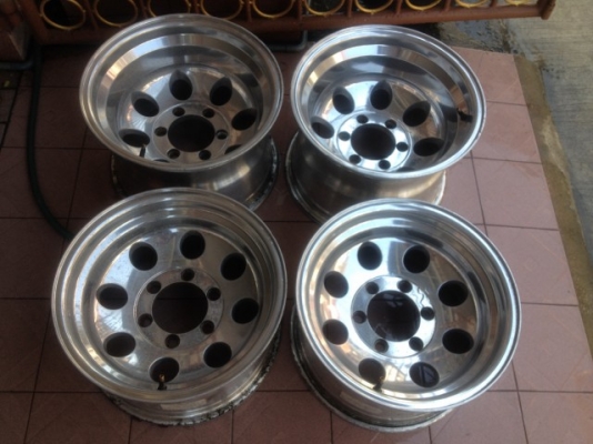 ล้อเเท้ MICKEY THOMPSON 15หน้า8หลัง10อ๊อฟตามรูปครับลึกๆล้นๆเดิมญี่ปุ่นครับ