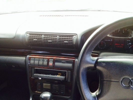 ขายออดี้ A4 ปี 96 เกียร์ออโต้ ตัวท้อป พร้อมใช้ ถูกกว่ามอเตอร์ไซค์ ขาย 49,000 บาท ติดต่อคุณเอ๋ 092-6356419