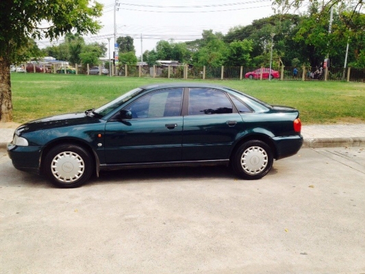 ขายออดี้ A4 ปี 96 เกียร์ออโต้ ตัวท้อป พร้อมใช้ ถูกกว่ามอเตอร์ไซค์ ขาย 49,000 บาท ติดต่อคุณเอ๋ 092-6356419