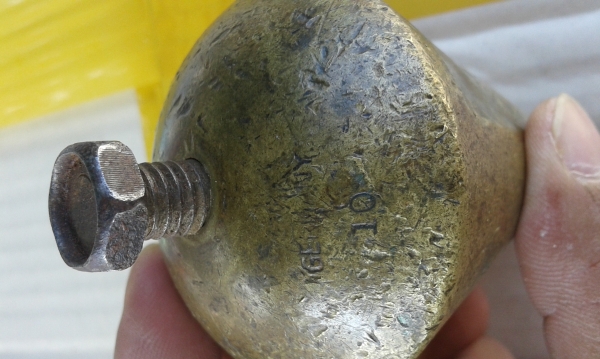 ลูกดิ่งทองเหลืองเยอรมัน