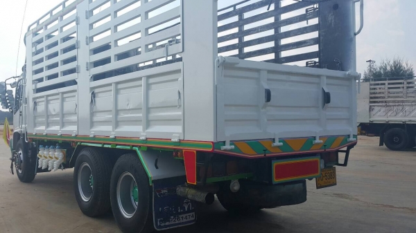 ขายด่วนรถล่องเพลาเดียว 230แรง ปี50 เดิมๆรถสวยพร้อมใช้ ขายด่วนรถล่องเพลาเดียว 230แรง ปี50 เดิมๆรถสวยพร้อมใช้