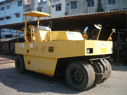 รถบด 7 ล้อยาง Sakai T2 รถเก่านอก สภาพเดิมๆ พร้อมใช้งาน เพิ่งเหยียบถึงไทย รถบด 7 ล้อยาง Sakai T2 รถเก่านอก สภาพเดิมๆ พร้อมใช้งาน เพิ่งเหยียบถึงไทย