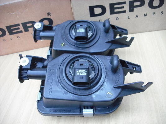 ไฟตัดหมอก สปอร์ตไลท์ BENZ C-CLASS W203 01-07 โปรเจคเตอร์ สำหรับกันชน AMG ไฟตัดหมอก สปอร์ตไลท์ BENZ C-CLASS W203 01-07 โปรเจคเตอร์ สำหรับกันชน AMG