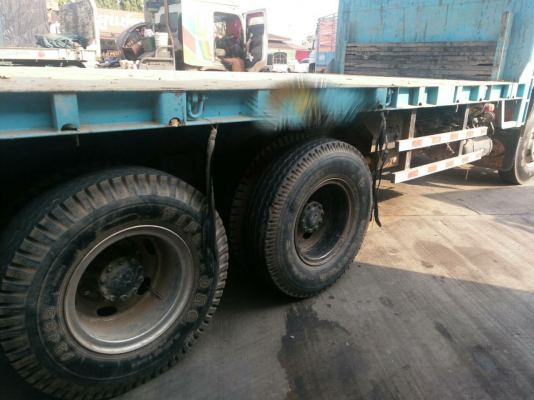 ขายรถพ่วงพื้นเรียบ 18 ล้อ แม่-ลูก ISUZU 270 ปี.47 รถสวย ราคา.1300000 ต่อรอง