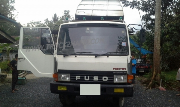 รถบรรทุก 6 ล้อดัมพ์ MITSUBISHI FUSO 150 แรงม้า  กระบะยาว 4 เมตร