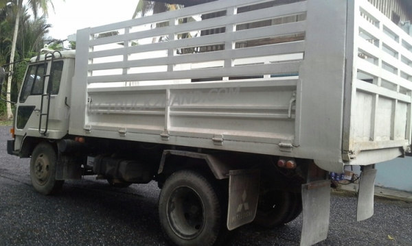 รถบรรทุก 6 ล้อดัมพ์ MITSUBISHI FUSO 150 แรงม้า  กระบะยาว 4 เมตร