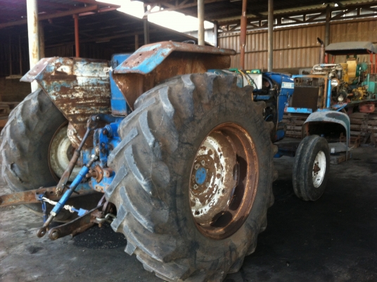 Ford 6600 เพลาเดียวไม่มีเครื่องมือมีเอกสาร Ford 6600 เพลาเดียวไม่มีเครื่องมือมีเอกสาร