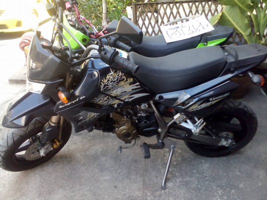 ขาย Kawasaki KSR 110 (สตาร์ทเท้า) ปี 55 เครื่องดีเดิมๆ แต่งภายนอกตามรูป มี 2 คันให้เลือก ราคาเท่ากัน เล่มพร้อมชุดโอน