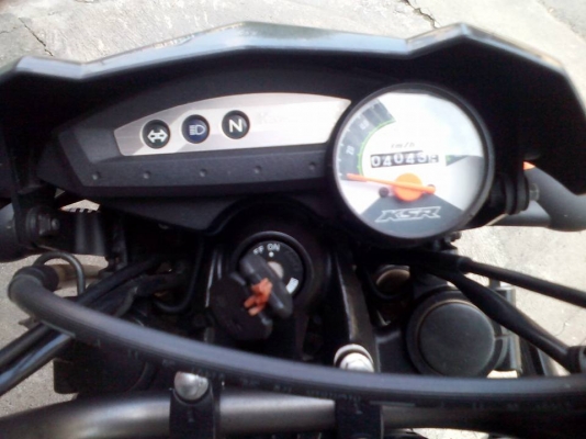 ขาย Kawasaki KSR 110 (สตาร์ทเท้า) ปี 55 เครื่องดีเดิมๆ แต่งภายนอกตามรูป มี 2 คันให้เลือก ราคาเท่ากัน เล่มพร้อมชุดโอน