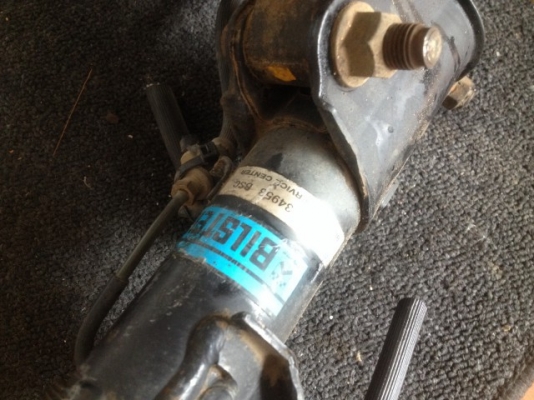 ปรับเกลียว BILSTEIN ติดดุมนิสสันมาจากญี่ปุ่นไม่ทราบรุ่นทั้งหมดตามรูปครับ ปรับเกลียว BILSTEIN ติดดุมนิสสันมาจากญี่ปุ่นไม่ทราบรุ่นทั้งหมดตามรูปครับ