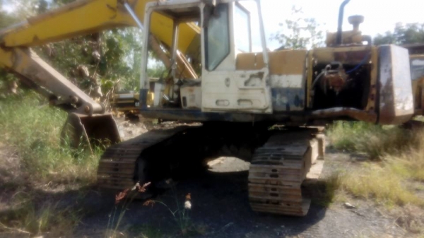 **339,000 บ.ต่อรอง/// แบคโฮ KOMATSU PC200-5 ไฟตัด ตัวเดินจีบ คอนโทรลยาว ปั้มเดิม เครื่อง NISSAN FE6-Turbo สัญญาซื้อขาย **ขาย KOMATSU PC200-5 ตัวเดินจีบ แบคโฮ รุ่นยอดนิยม ราคาถูกๆ HYD.EXCAVATOR KOMATSU PC200-5 (ซีเรียล) S/N.66556 ไฟฟ้าตัด คอนโทรลยาว ตัวเดิ **339,000 บ.ต่อรอง/// แบคโฮ KOMATSU PC200-5 ไฟตัด ตัวเดินจีบ คอนโทรลยาว ปั้มเดิม เครื่อง NISSAN FE6-Turbo สัญญาซื้อขาย **ขาย KOMATSU PC200-5 ตัวเดินจีบ แบคโฮ รุ่นยอดนิยม ราคาถูกๆ HYD.EXCAVATOR KOMATSU PC200-5 (ซีเรียล) S/N.66556 ไฟฟ้าตัด คอนโทรลยาว ตัวเดิ