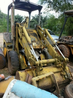 รถตักหน้าขุดหลัง ยี่ห้อ JCB -รุ่น TCX-30 รถตักหน้าขุดหลัง ยี่ห้อ JCB -รุ่น TCX-30