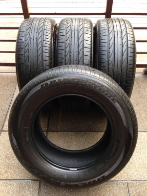 ยาง Bridgestone 265 60 18 ดอกเต็ม ไม่มีปะ ใช้กันยาว ราคาไม่แพง