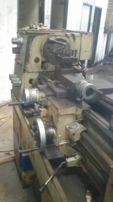 ขายกลึง4ฟุต3เพลาเบรคถอดคอม้าไม่ได้นิ้วมิลไม่เปลี่ยนเฟืองไฟบ้านครับ