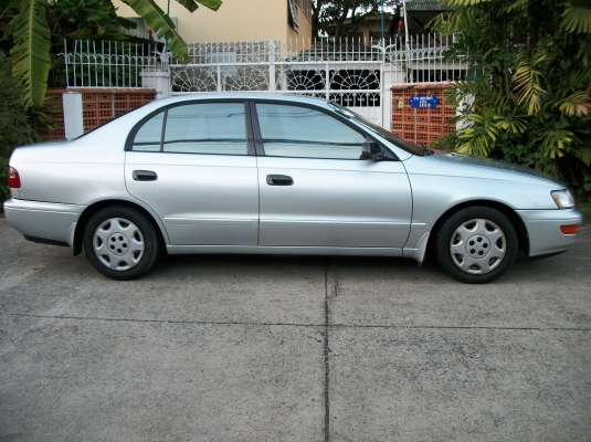 ลดราคาให้แล้วครับ 65000 ครับ โตโยต้า โคโรน่า ท้ายโด่ง เครื่อง 1600 ปี 93