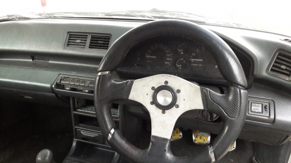 DAIHATSU APPLAUSE 1.6  ปี 95  ช่วงล่าง ดิสเบรกสี่ล้อ ตัวรถรุ่นนำเข้า