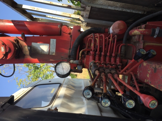 เครน. UNIC 2,8