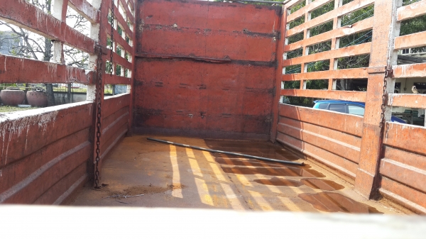 ขายกะบะ6.2ม กำลังจะยกลง