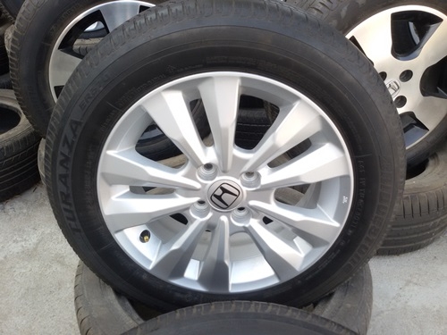 ขายล้อแม็กHONDA CITYขอบ15 พร้อมยางปี 13  4 ล้อ