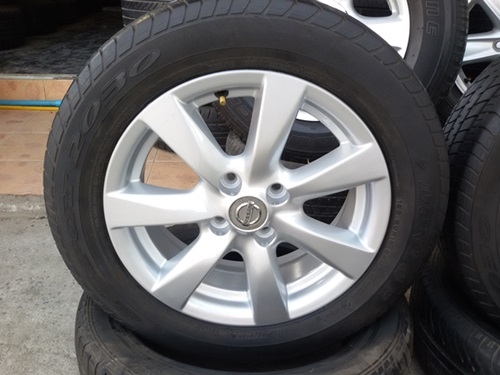 ขายล้อแม็กNISSAN ALMERA VL รุ่นTOP ยางปี13  4 ล้อ