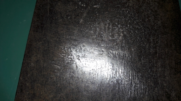 ขายขวานตราเสืองานเก่าหัวสีเทาขนาดหัว2ปอน MADE IN SWEDEN.