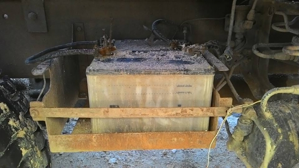 รถบรรทุก 12 ล้อ MITSUBISHI FN527