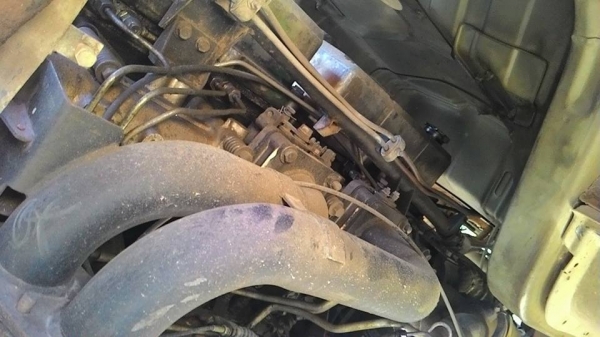 รถบรรทุก 12 ล้อ MITSUBISHI FN527