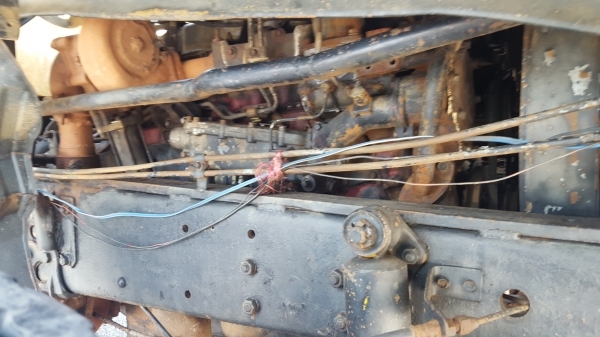 ขายรถเทรลเลอร์ 10 ล้อ HINO 2 เพลา เครื่อง EP100 = 280 แรงม้า บรรทุกรถเกี่ยวข้าว ขายรถเทรลเลอร์ 10 ล้อ HINO 2 เพลา เครื่อง EP100 = 280 แรงม้า บรรทุกรถเกี่ยวข้าว