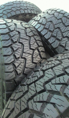 ขาย ยางA/T 31x10.5 R15 สวยๆ