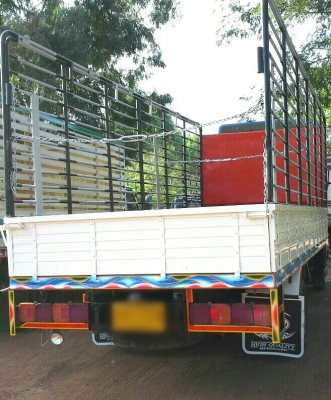 ขายด่วน รถหกล้อ HINO MEGA  ,5.50 เมตร สภาพพร้อมใช้