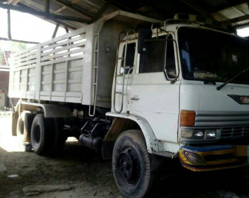 รถสวยๆราคา 595,000บ เบาๆ สิบล้อ ฮีโน่ FM187LA HO7D195 สโลส 2เพา ดั้ม สภาพดีสวยบางเดิมพร้อมใช้ ทะเบียนพร้อมโอน