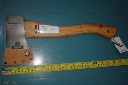 ขายขวานตราเสือ1 1/4ปอน HULT'S CELEBRATED AXES. MADE IN SWEDEN.