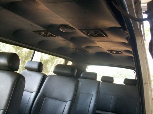 ขายรถตู้ พร้อมใช้งาน ตามสภาพครับ