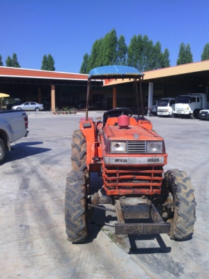 Kubota L1 2205. 22แรง สภาพสวย เครื่ิงไม่เยื่อม ขับเคลื่อนสี่ล้อ มีแต่ตัว สนใจติดต่อ 089-9638932 Kubota L1 2205. 22แรง สภาพสวย เครื่ิงไม่เยื่อม ขับเคลื่อนสี่ล้อ มีแต่ตัว สนใจติดต่อ 089-9638932