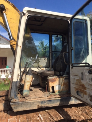 ขายแบคโฮ KOMATSU PC120-5 คอนโทนยาว สนใจโทร 081-970-1072