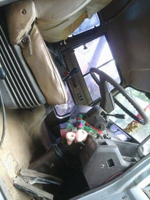 หกล้อ ฮีโน่ FD165B HO6C 220โบว์ ดั้มค๊อกเกษรต ยาว5.20ม ยาง900 สภาพดีสวยบางเดิมพร้อมใช้งาน ราคา 570,000บ ครับ หกล้อ ฮีโน่ FD165B HO6C 220โบว์ ดั้มค๊อกเกษรต ยาว5.20ม ยาง900 สภาพดีสวยบางเดิมพร้อมใช้งาน ราคา 570,000บ ครับ