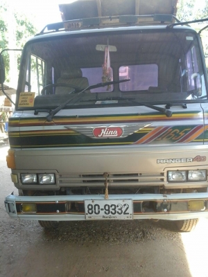 หกล้อ ฮีโน่ FD165B HO6C 220โบว์ ดั้มค๊อกเกษรต ยาว5.20ม ยาง900 สภาพดีสวยบางเดิมพร้อมใช้งาน ราคา 570,000บ ครับ หกล้อ ฮีโน่ FD165B HO6C 220โบว์ ดั้มค๊อกเกษรต ยาว5.20ม ยาง900 สภาพดีสวยบางเดิมพร้อมใช้งาน ราคา 570,000บ ครับ