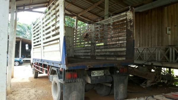 ขายรถบรรทุก 6 ล้อดัมพ์ HINO FC145 แรงม้า เครื่อง WO6D 145 แรงม้าปี 2543 ดัมพ์ยาว 4.80 เมตร ราคา 450000