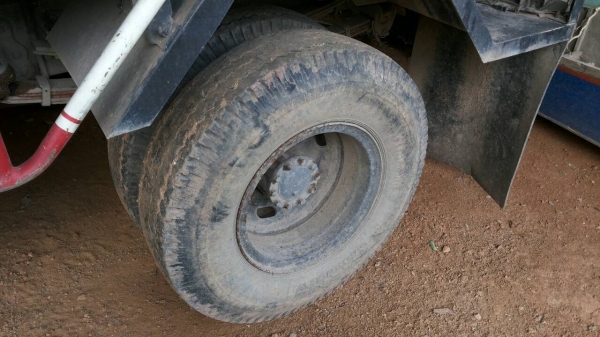 ขายรถบรรทุก 6 ล้อดัมพ์ HINO FC145 แรงม้า เครื่อง WO6D 145 แรงม้าปี 2543 ดัมพ์ยาว 4.80 เมตร ราคา 450000