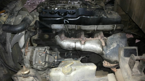 ขายรถบรรทุก 6 ล้อรั้ว ISUZU NKR 110 แรงม้าปี 2538 ยาว 4.80 เมตร ราคา 250000