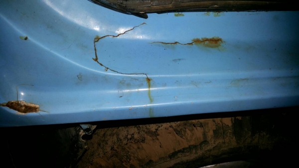 ขายรถบรรทุก 6 ล้อรั้ว ISUZU NKR 110 แรงม้าปี 2538 ยาว 4.80 เมตร ราคา 250000