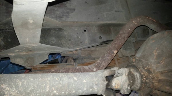 ขายรถบรรทุก 6 ล้อรั้ว ISUZU NKR 110 แรงม้าปี 2538 ยาว 4.80 เมตร ราคา 250000